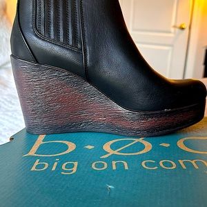 New never worn Black B.O.C. Booties with stretch opening.